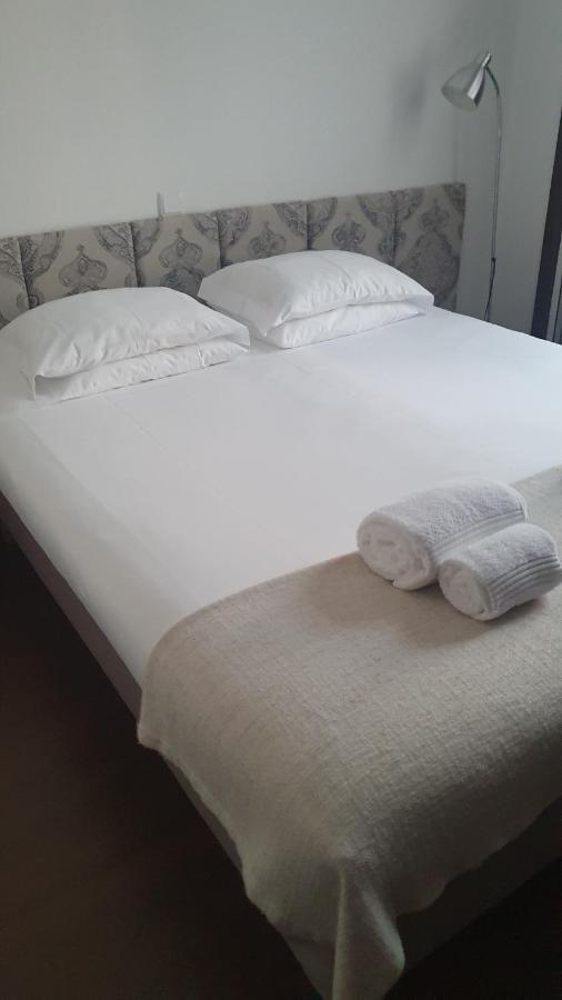 Rosa Biscoito Suites Лузу Экстерьер фото